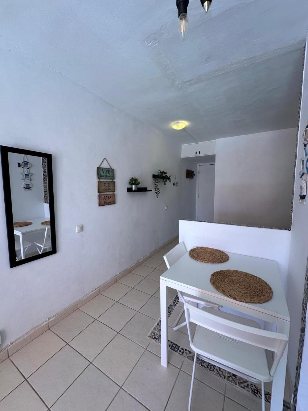 Flat Con Piscina In Costa Del Silencio - 5 Minuti Dal Mare Apartment Арона Екстериор снимка